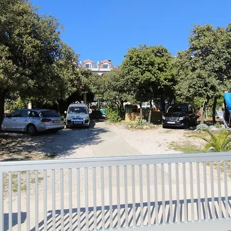And With Parking Space Mandre, Pag - 6309