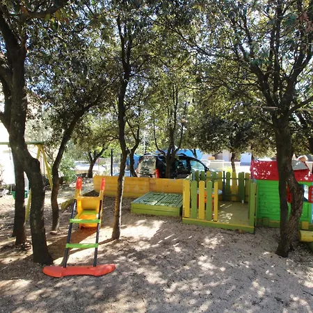 And With Parking Space Mandre, Pag - 6309 3* Kolan