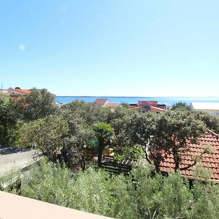 And With Parking Space Mandre, Pag - 6309 Pensionat 3*