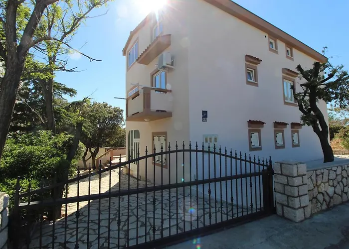 And With Parking Space Mandre, Pag - 6309 Kolan