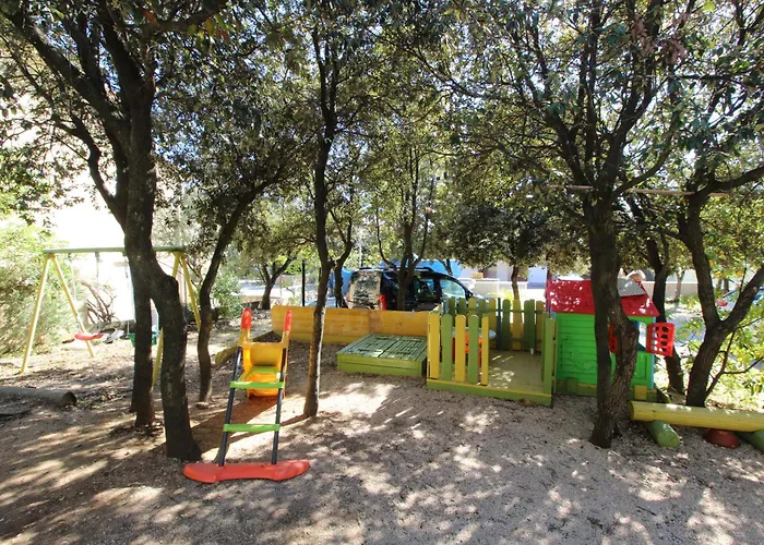 And With Parking Space Mandre, Pag - 6309 3* Kolan